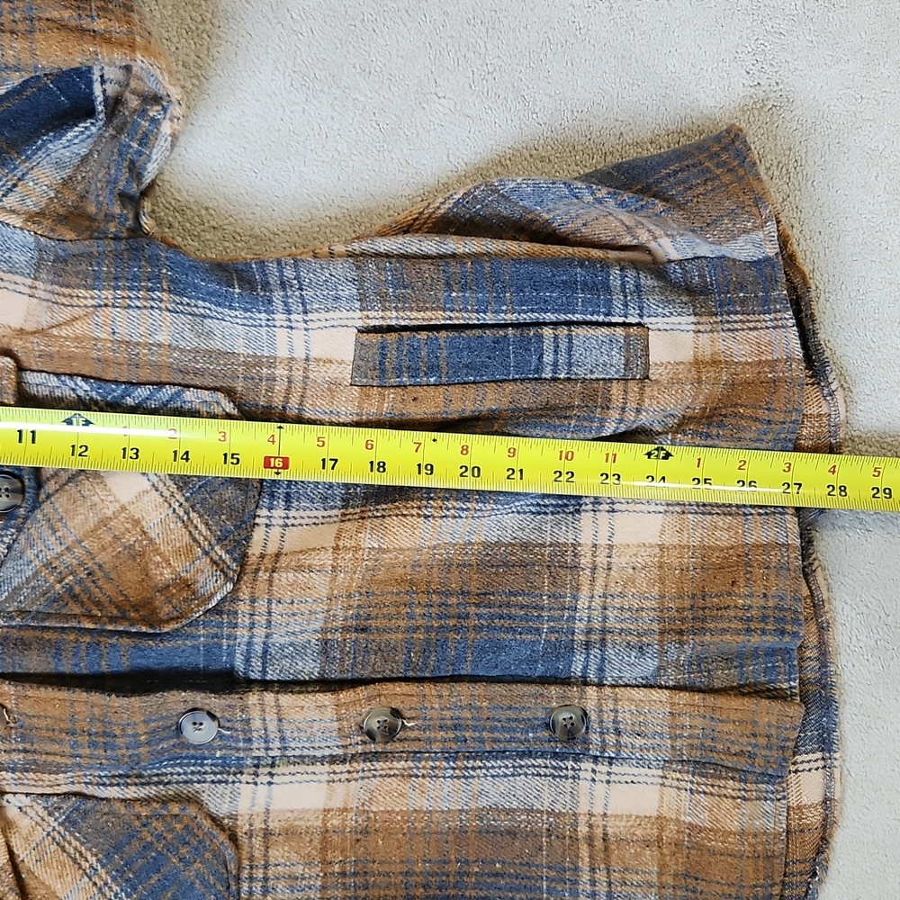 Shacket Plaid Soft Flannel Shirt Jacket - M/L - Picture 7 of 9